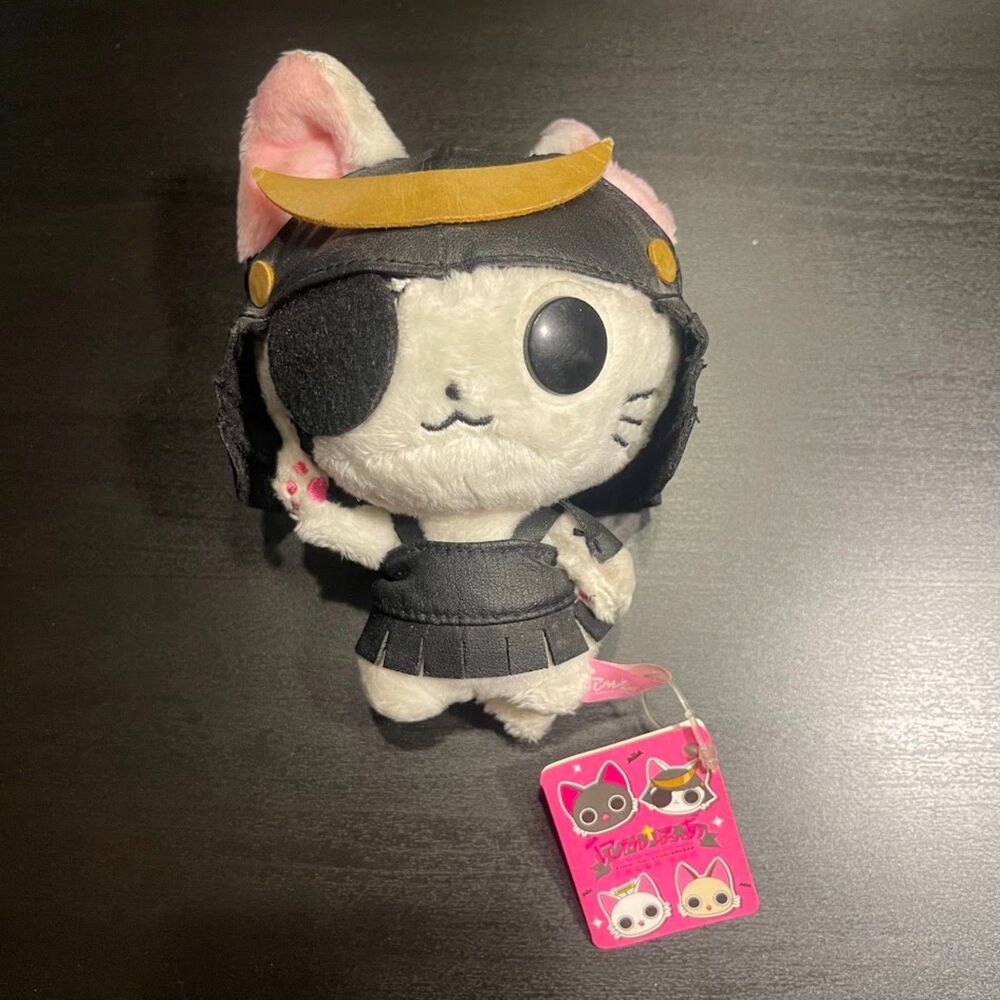 The Gothic World of Nyanpire White Cat Masamunya Plush Doll Samurai Cat